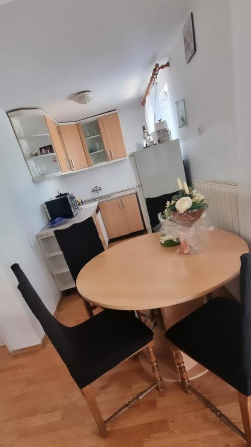Apartman Antea Otočac Buitenkant foto