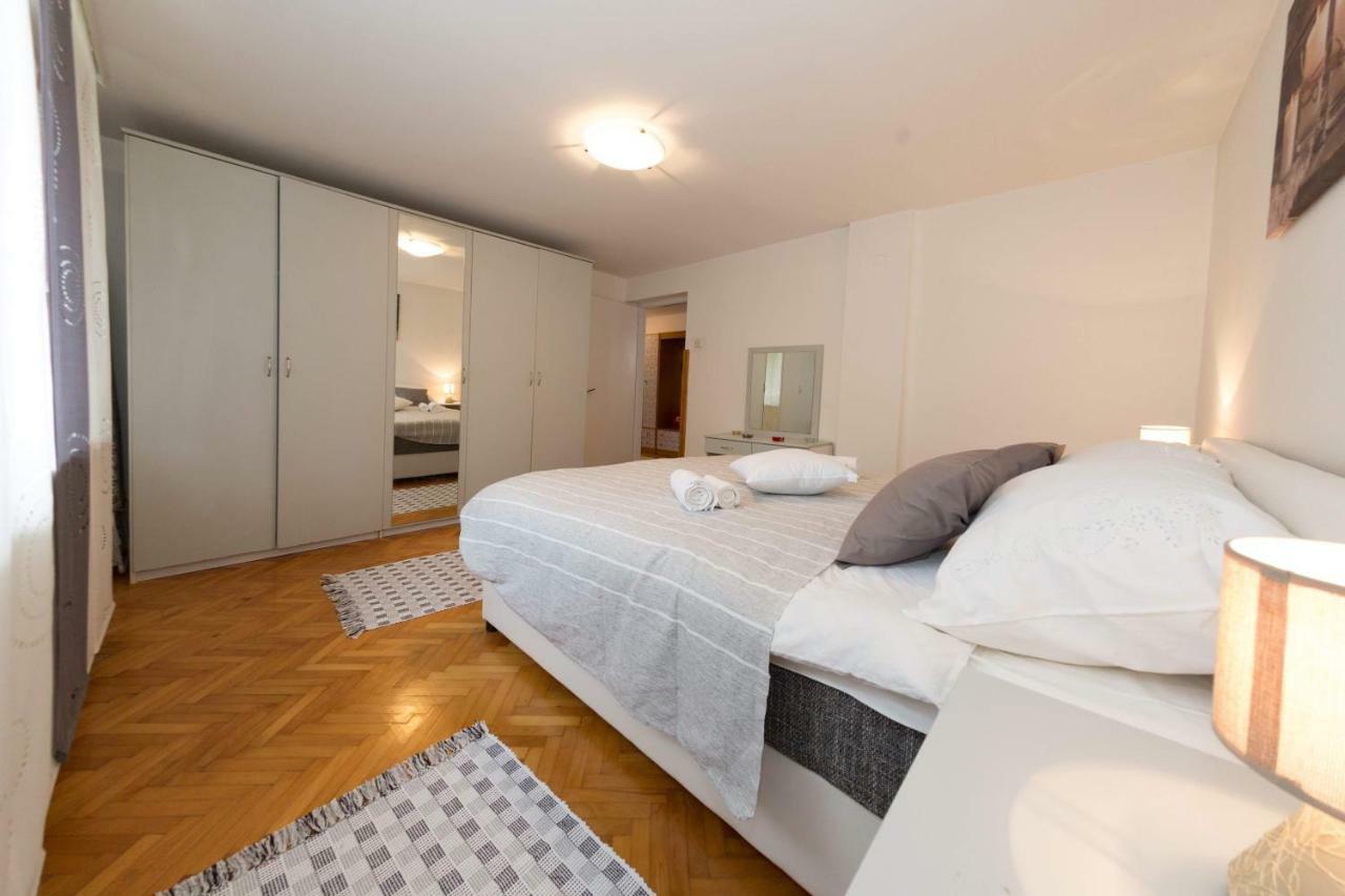 Apartman Antea Otočac Buitenkant foto