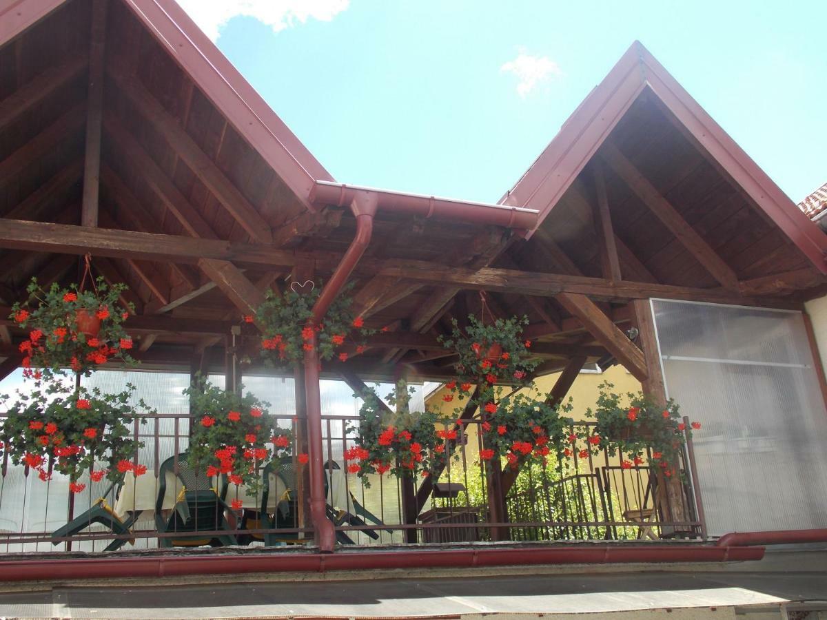 Apartman Antea Otočac Buitenkant foto