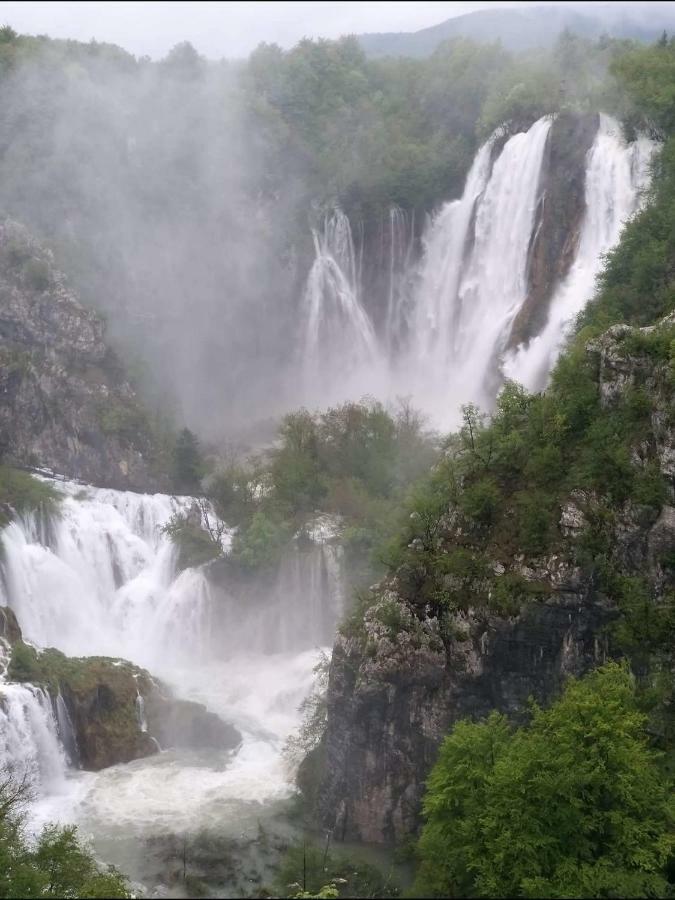 Apartman Antea Otočac Buitenkant foto